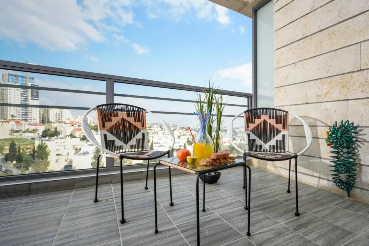 Luxurious Flat In Residential Area Villa Jerusalem Exterior photo